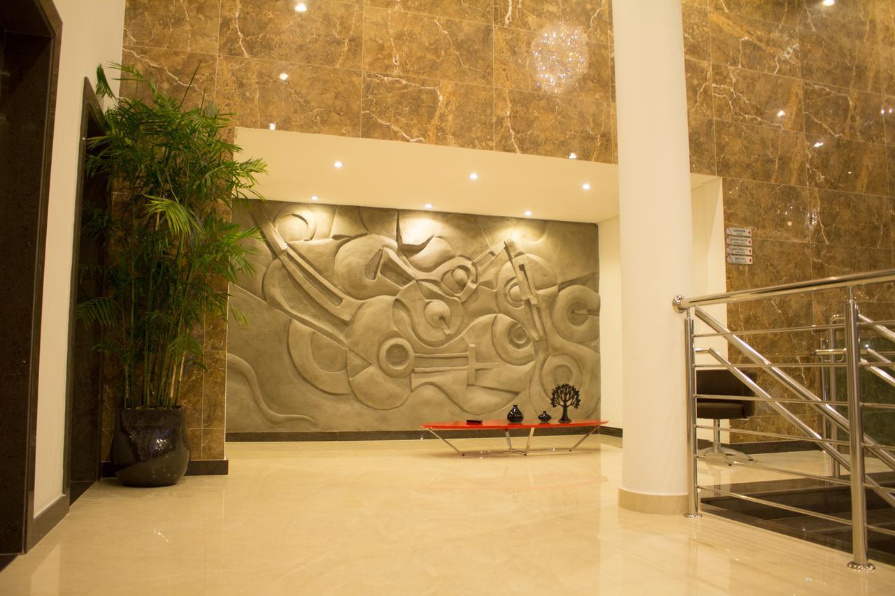 Minas Platinum Hotel & Convention Консельейру-Лафаети Экстерьер фото